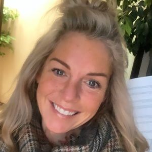 Meet your Posher, Marie-claude